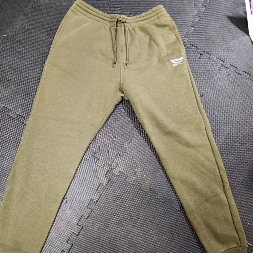 Reebok Men Sweat pants Size Medium, army green